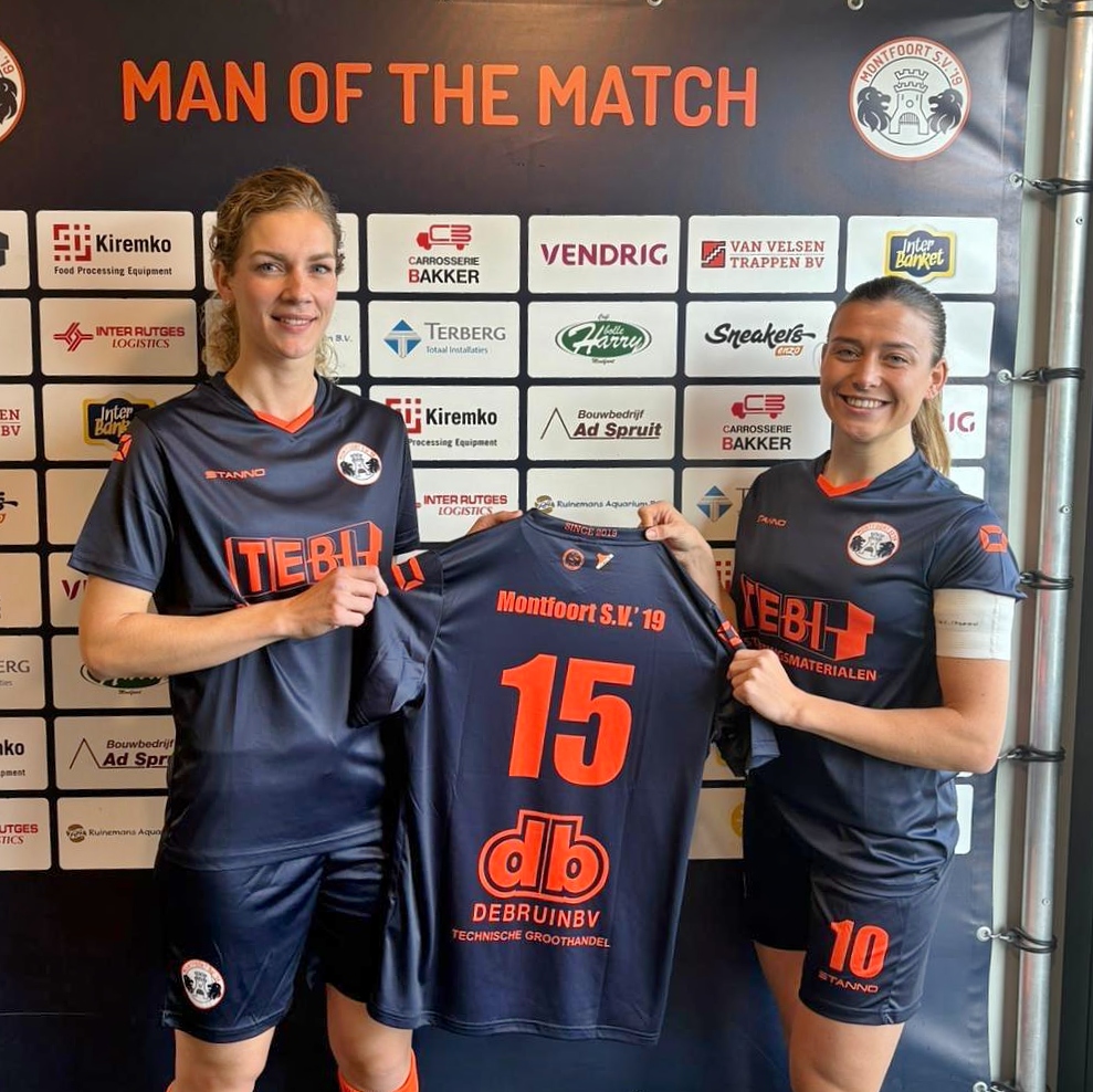 Pasmomenten wedstrijdtenues Jeugdteams!